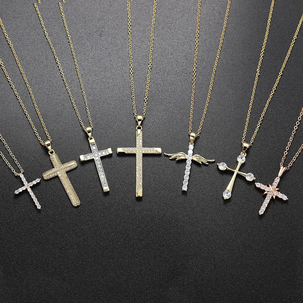 Collier Croix Femme Discret