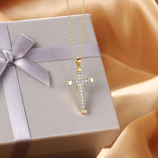 Collier Croix Femme Diamant